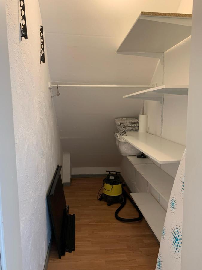 Kleines Apartment In Moenchengladbach-Neuwerk Extérieur photo